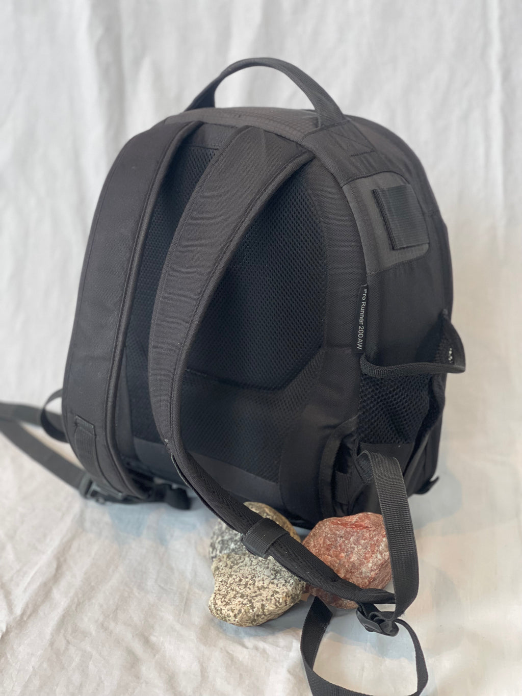 Lowepro ProRunner 200AW