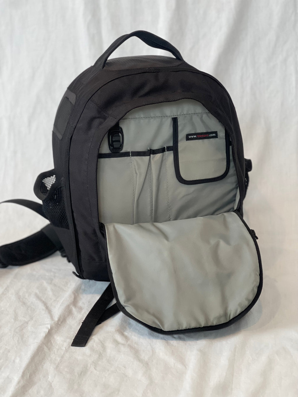 Lowepro ProRunner 200AW