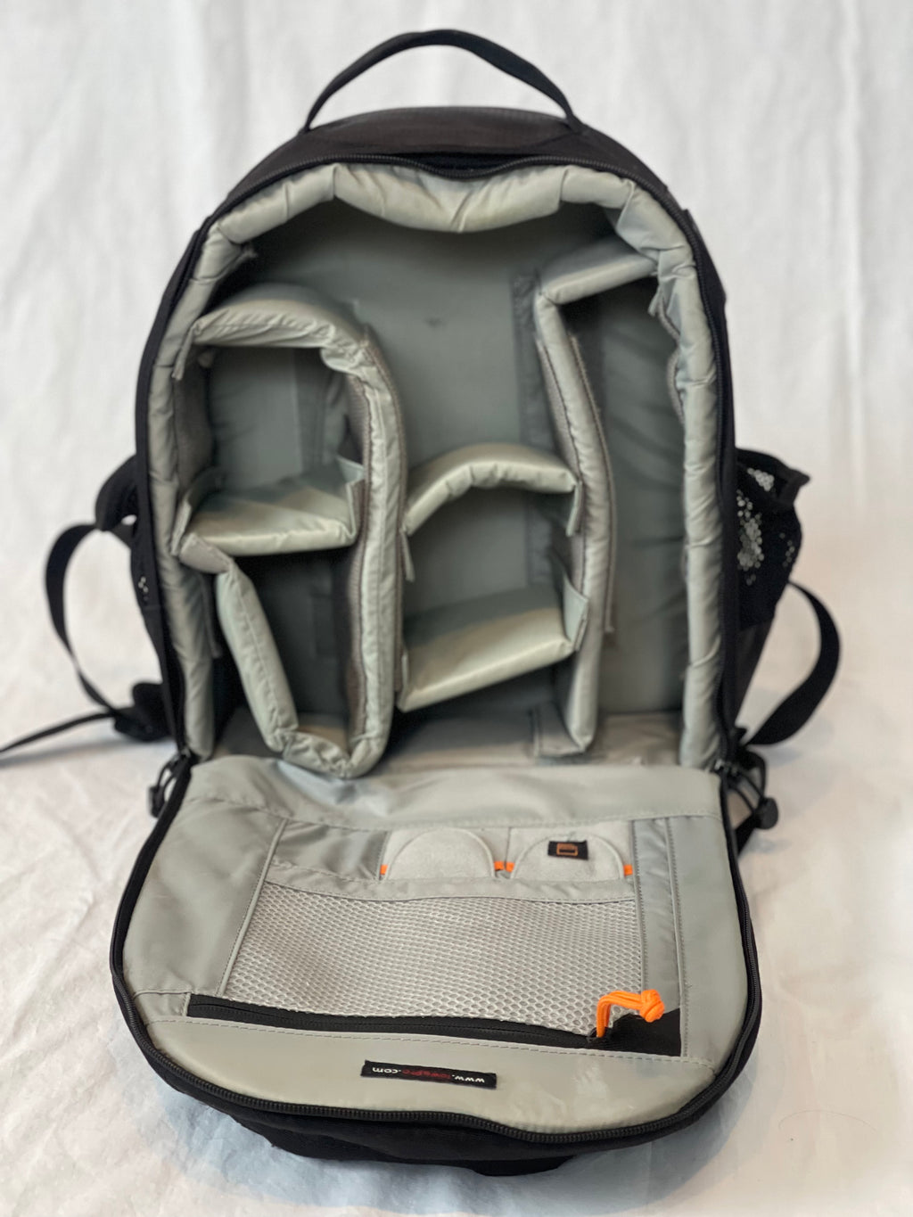 Lowepro ProRunner 200AW